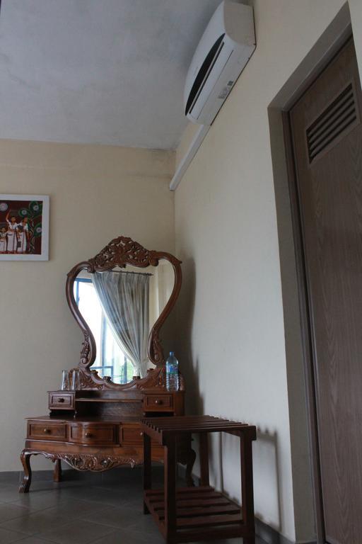 9 A Apartment Kandy Room photo